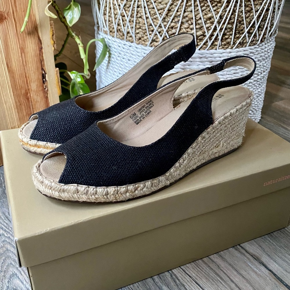 Naturalizer Shine Black Linen wedge heel slingback espadrilles, size 5.5